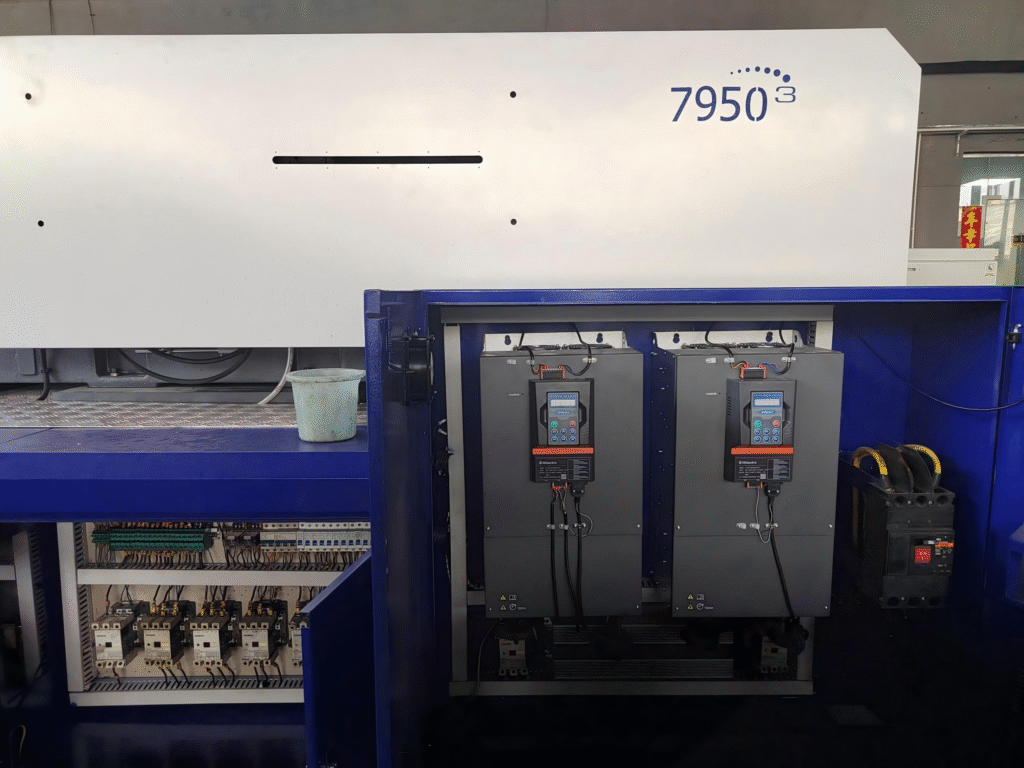 high-tonnage injection molding machine