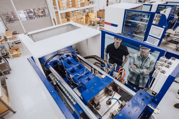 hybrid injection molding machine