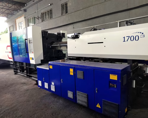 Used injection molding machinery
